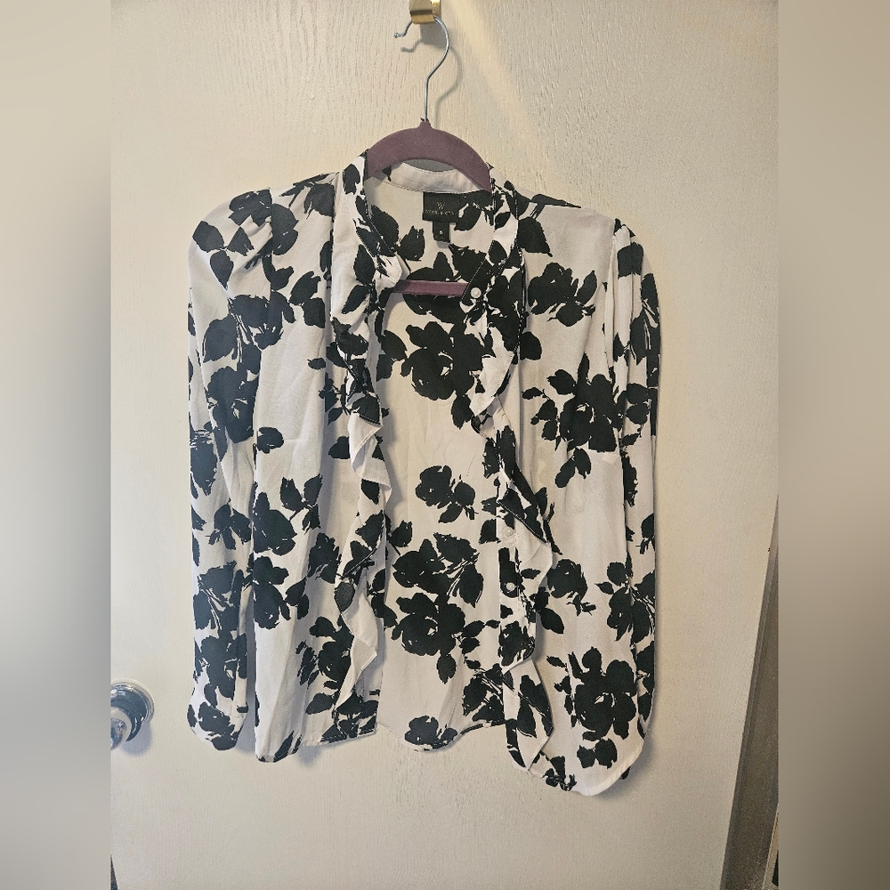 Worthington Black and White Floral Blouse